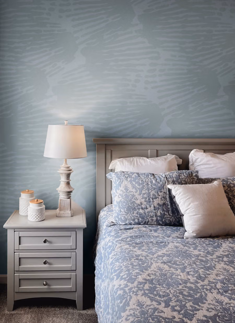 Fluke Wallpaper shown in an editorial setting