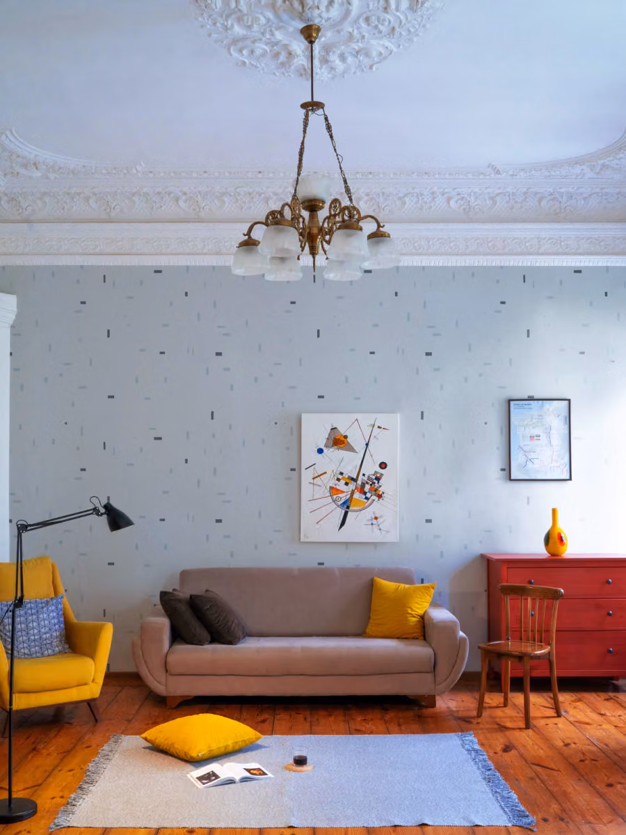 Intimo Wallpaper shown in an editorial setting
