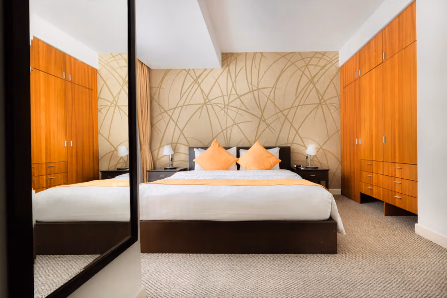 Victorum Wallpaper shown in an editorial setting